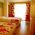 Hotell Oleander 5*
