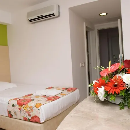 فندق Oleander 5*