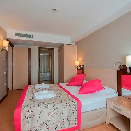 فندق Oleander 5*